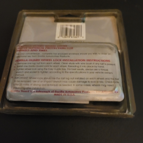 GORILLA GUARD WHEEL LOCKS - Picture 2 of 14